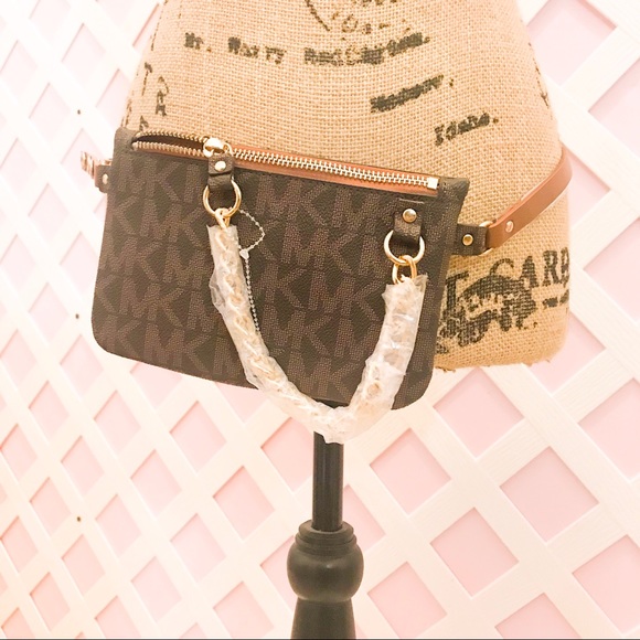 Michael Kors Handbags - MICHAEL KORS FANNY PACK